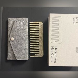 NEW Act+Acre hair comb